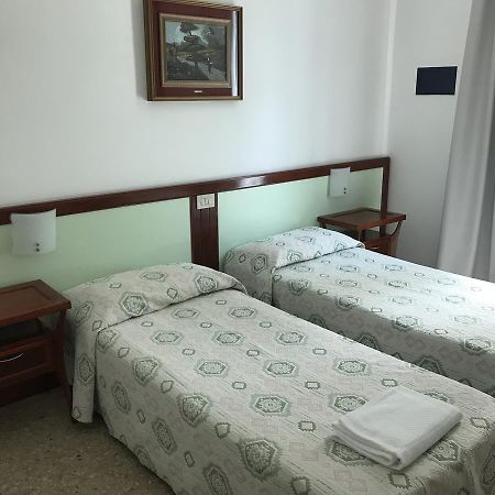 Hotel Oder Lido di Jesolo Bagian luar foto